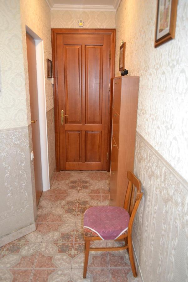 Executive Suite In The Centre Ternopil Exterior photo